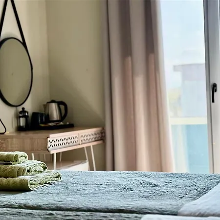 Sea Side Apartment